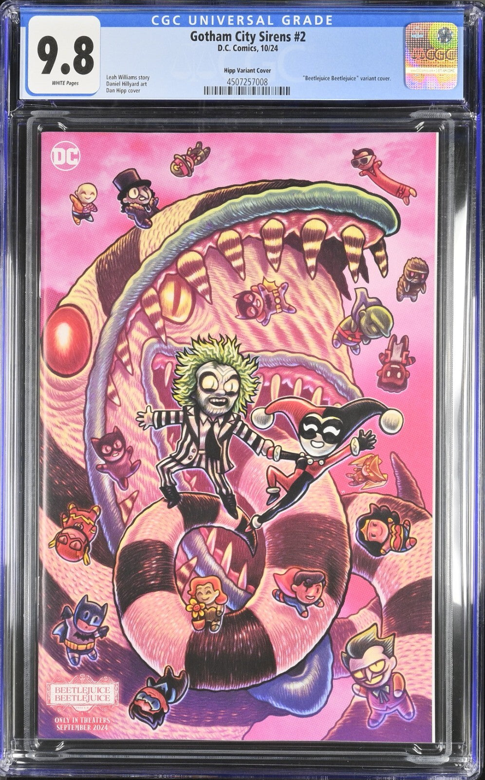 Gotham City Sirens #2 CGC 9.8 Cover G Dan Hipp Beetlejuice Variant In Hand