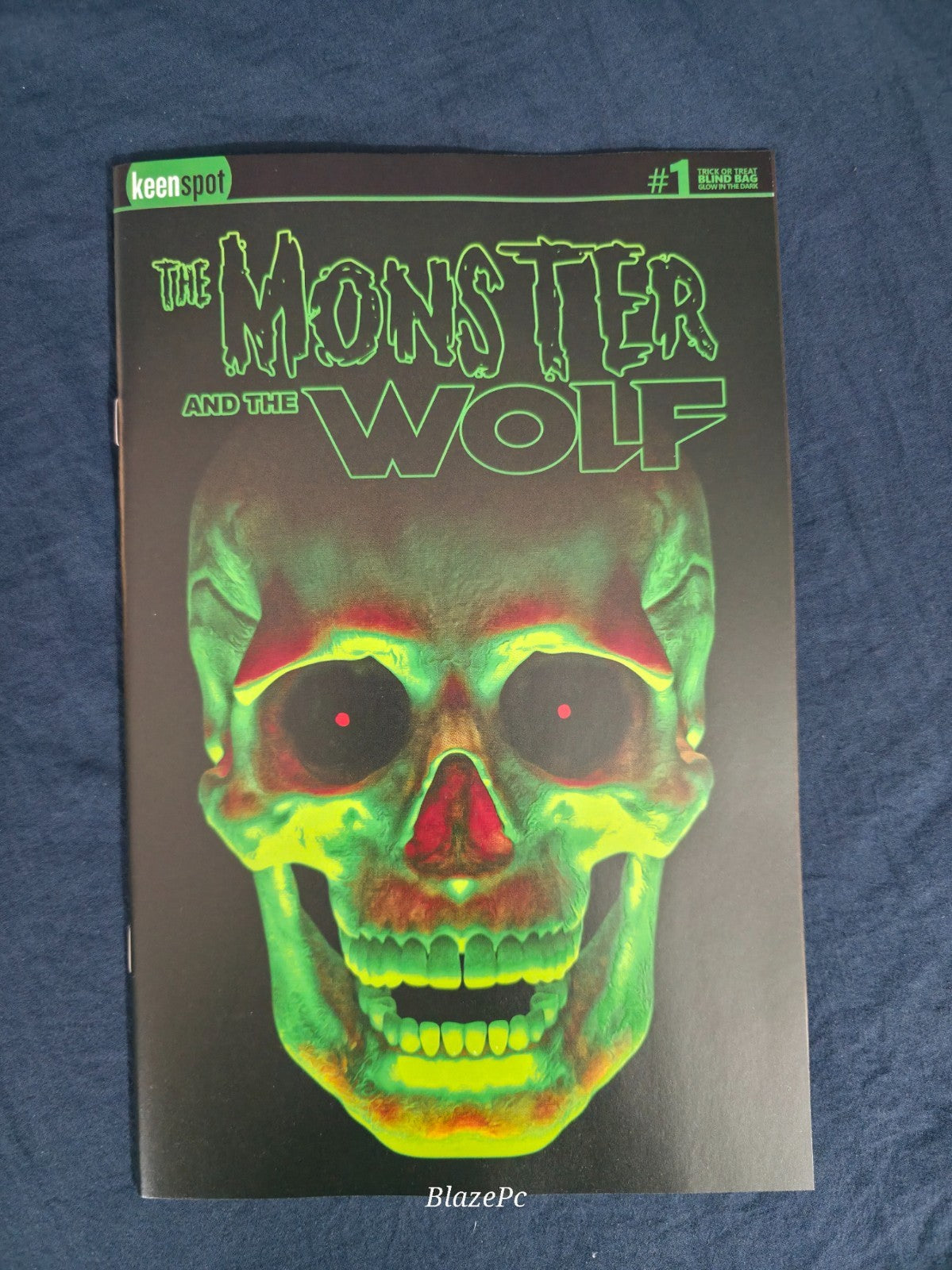 Mark Spears Monsters The Monster & The Wolf #1 1:1000 Glow In The Dark A67 NM