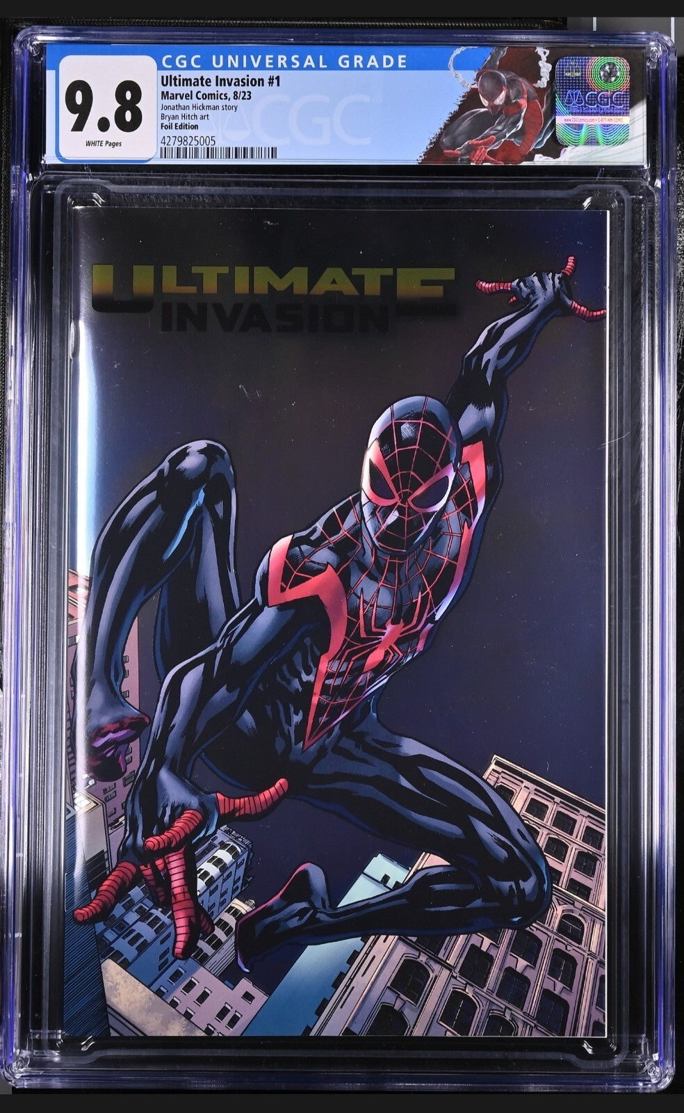 Ultimate Invasion #1 CGC 9.8 Bryan Hitch FOIL Variant Miles Custom Label 2023