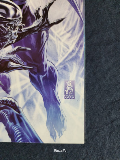 Aliens Vs Avengers #1 1:100 Mark Brooks VIRGIN Variant Hickman 2024 NM Pics